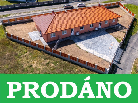 2. KÁRANÝ, RD, BYTOVÁ JEDNOTKA 5+KK, LEVÁ